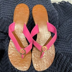 Almost new pink Tory Burch sandals size 8